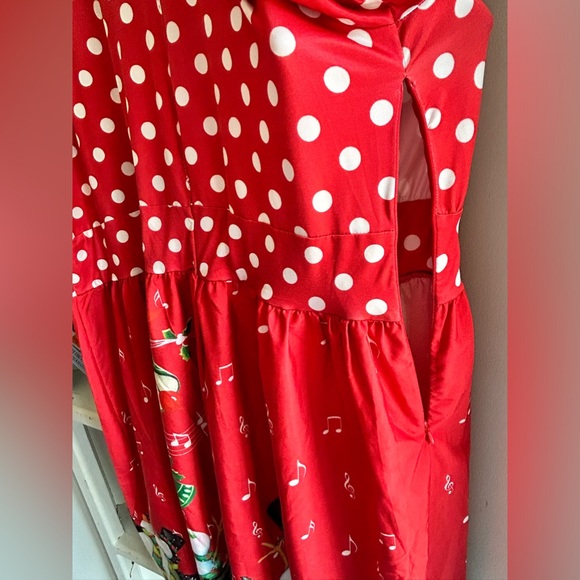 Holiday Christmas Vintage Style Dress - Picture 4 of 10